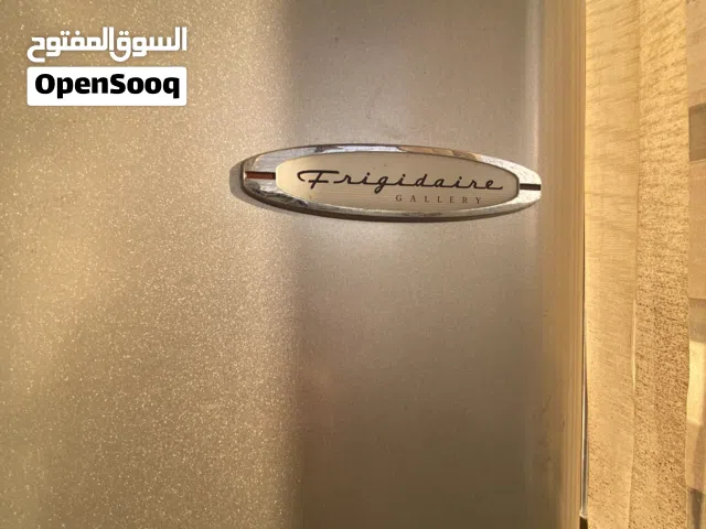 ثلاجة Frigidaire Gallery (Top Freezer) – فضي، حجم 18‐20 قدم3