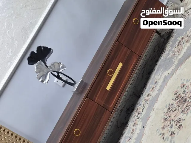 ميز مودرن شاشة