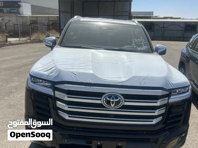 تويوتا لاندكروزر هايبرد VXR 300 HEV  موديل 2026  زيرو كفالة الوكيل