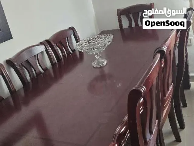 طاولة سفرة خشب زان فخمة مع 8 كراسي – تصميم كلاسيكي