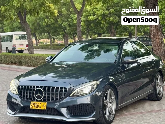 مرسيدس بنز الفئة-C C 300 موديل 2015 محول 2020 نظيف جدا و مسرفس كامل