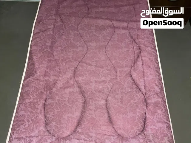 فرشات طبيه تفصيل مستعمل نوعية جيدة ثقيلة الوزن