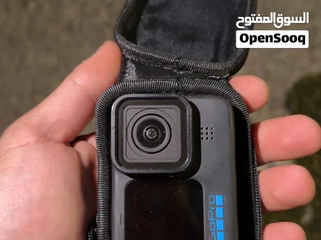 Go bro 10black لون اسود بحالة ممتازه جدا جدا معها ستناد وكفر ضد المي وشاحنها وقاعدة الشحن للبطريه