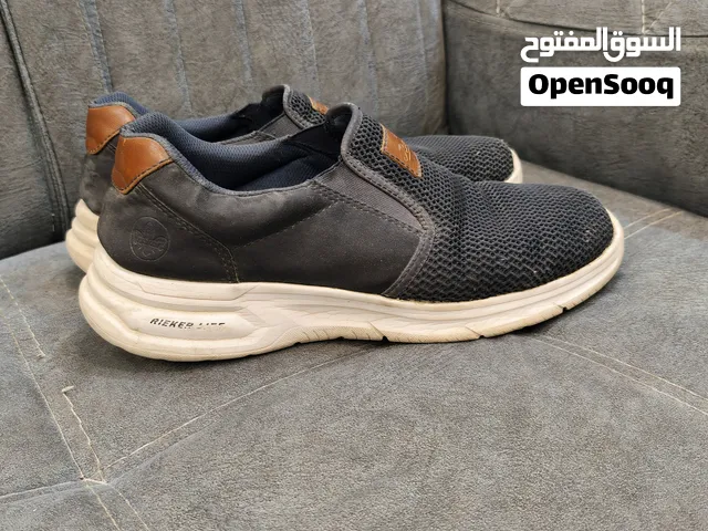 أحذية باله إصليات مستخدمه