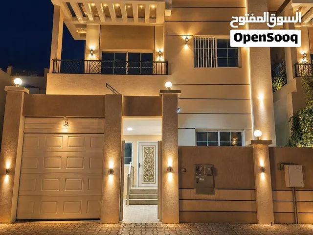 فيلا للإيجار في الياسمين  5 غرف ماستر بخزائن  مجلس وصالة  تشطيبات راقية وموقع مميز...............