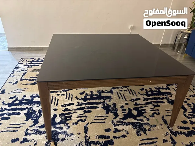 طاولت طعام