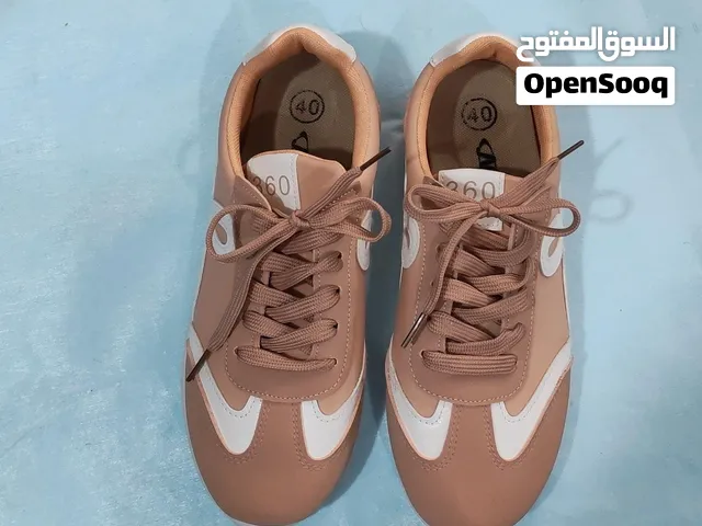 بوط نسائي حط سعر وخذه