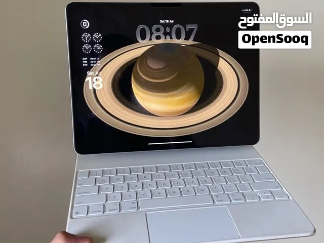 ماجيك كيبورد للبيع