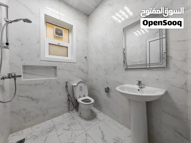 شقة للايجار ابوظبي الشامخة غرفتين وصالة وحمام و2 دورة مياه متوفر الان للتواصل  العمر