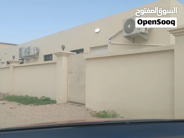 غرفه وصاله ومطبخ و حمام