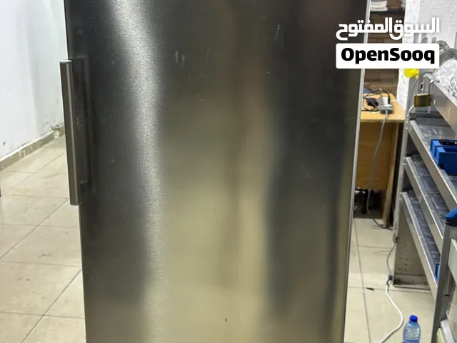 فريزر سيمفر بحالة الوكالة استخدام اقل من سنة للبيع