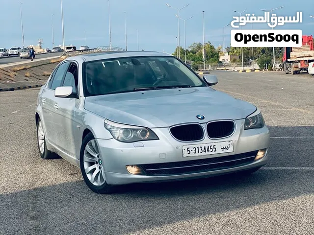 سيارة للبيع