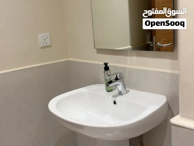 مغاسل مع قواعد للبيع