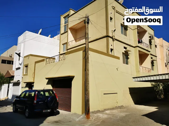 Residential building for sale in muharraq