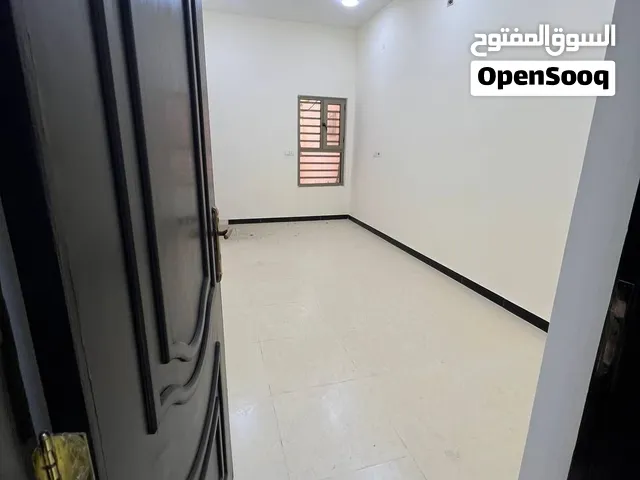 بيت للايجار في الجمعيات قرب مستشفى ابن البيطار موقع ممتاز بناء حديث ديلوكس