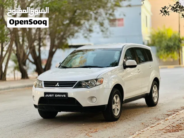 MITSUBISHI OUTLANDER 2008 MODEL WELL MAINTAINED 5 SEATER SUV
