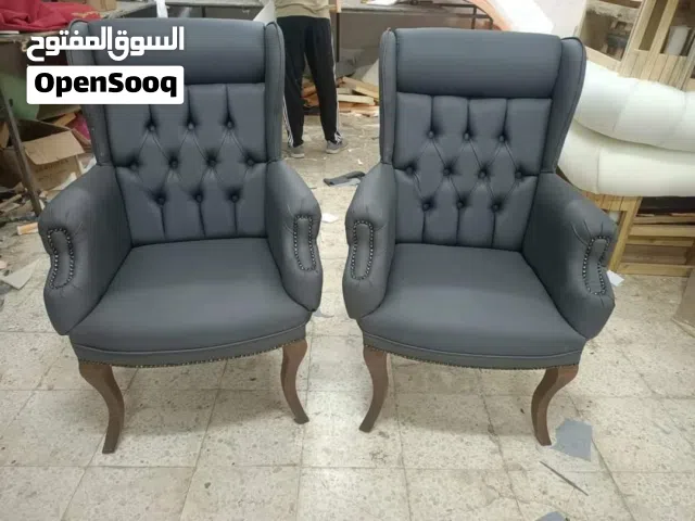كنب مكتب جلد للبيع