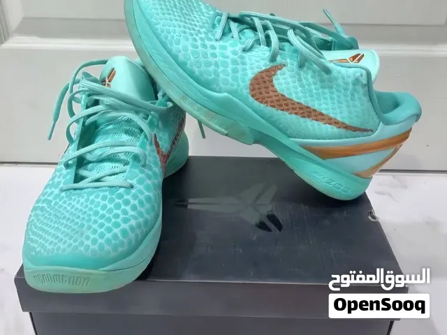 basketball shoes