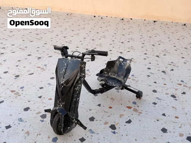 سكوتر درفت مع  شاحن و مفتاح للبيع