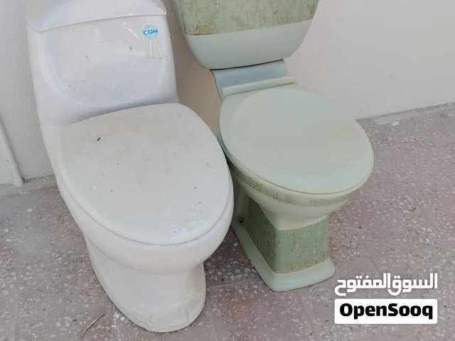 يوجد مرحاضين للبيع