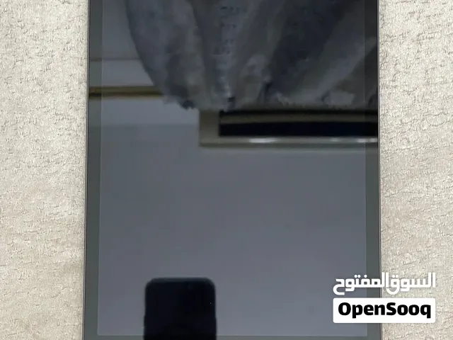 Apple iPad 8 128 GB in Tripoli