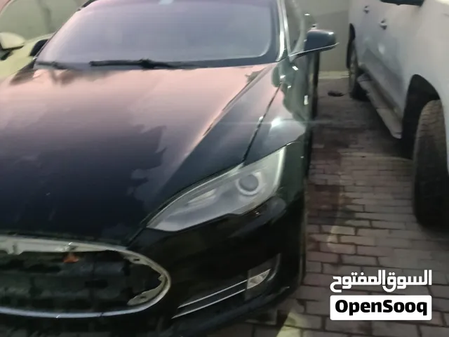 تيسلا 2025