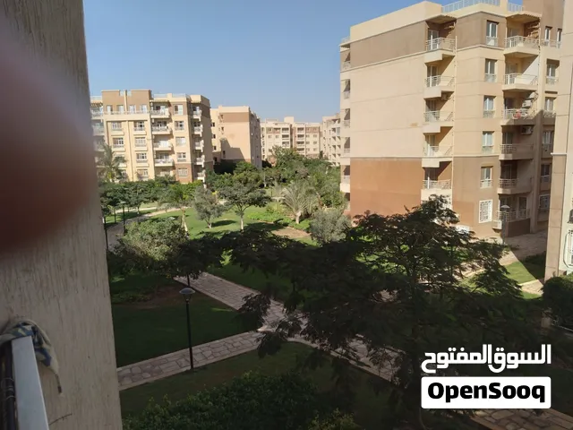 شقه ب مدينتي مفروشه للايجار الشهري والسنوى