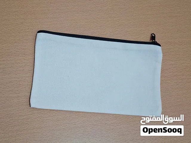 تصفية بضاعة جملة: 93 قطعة توت باج ومحافظ قماشية جديدة