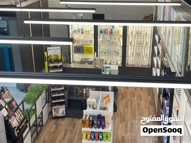 ديكورات محل كاملة