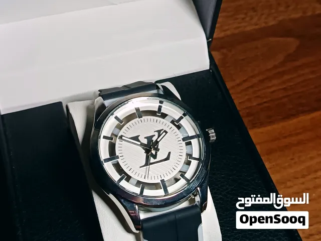 تبارك الرحمن بالسعر هوا صعب تحصل ساعه بالجماليه هيا سعرها 25 دينار كميه محدوده