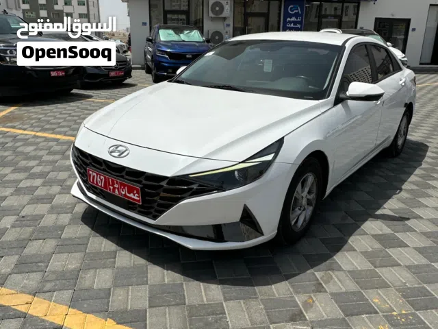 Sedan Kia in Muscat