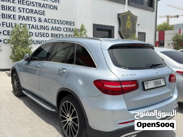2017 مرسيدس بنز الفئة-GLC GLC 300