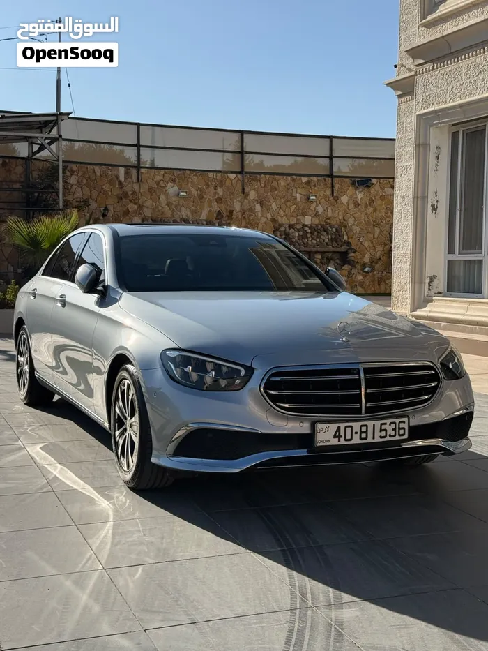 Mercedes Benz  2021