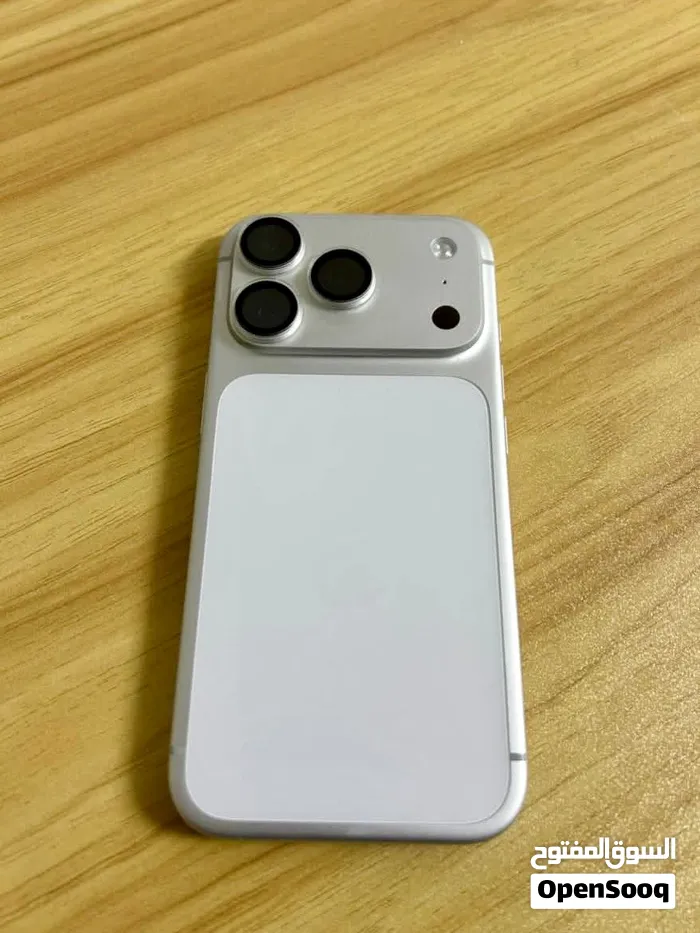 iPhone 17 Pro – 256GB E-sim