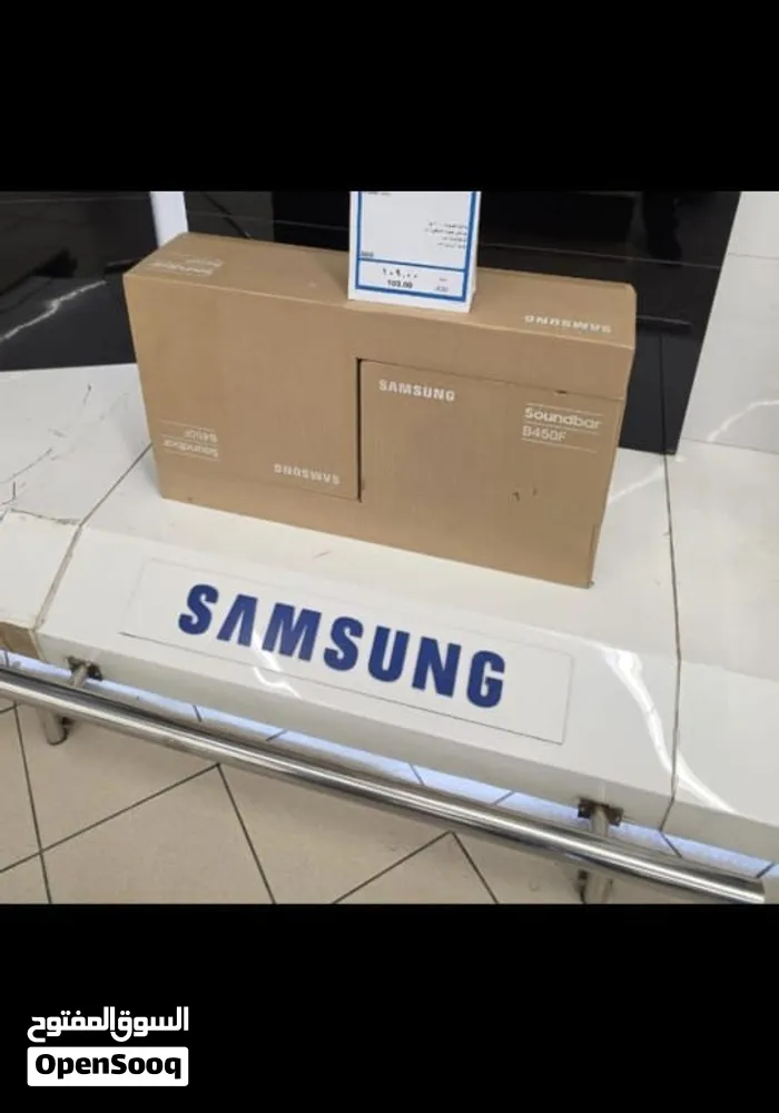 Samsung HW-B450F 2.1ch Soundbar with Wireless Subwoofer